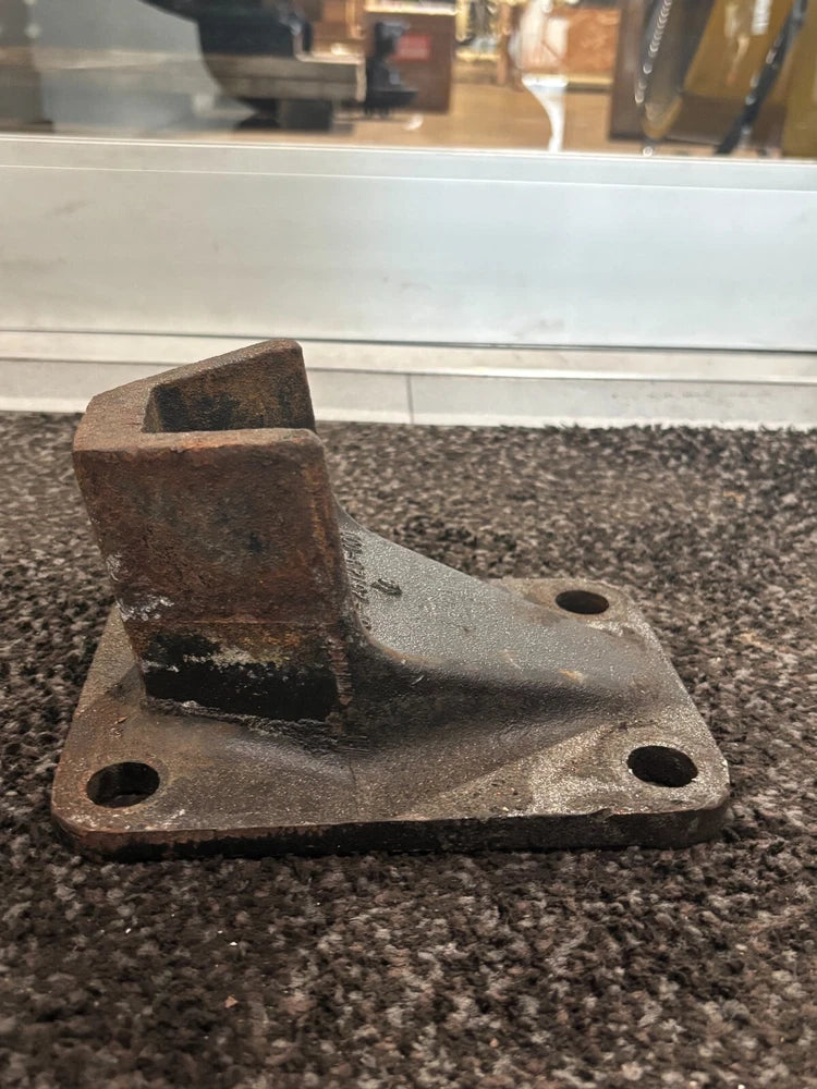 Freightliner Motor Mount 01-28728-000