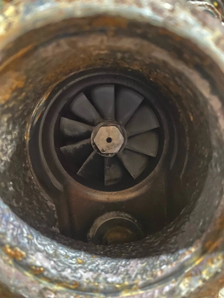 Garrett Diesel Turbocharger for International DT466E Engine, GT40 A/R.58 M24