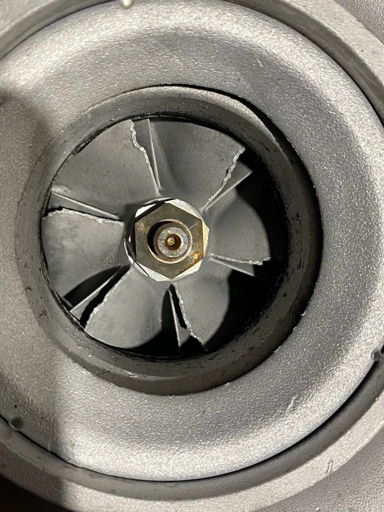 Garrett Diesel Turbocharger for International DT466E Engine, GT40 A/R.58 M24