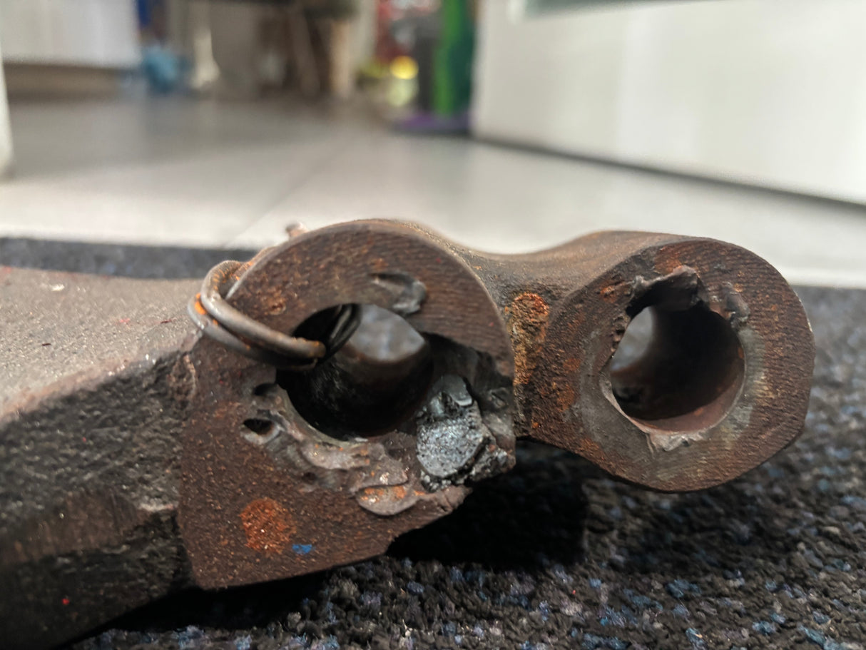 Volvo Motor Mount for Cummins ISX15 20742027