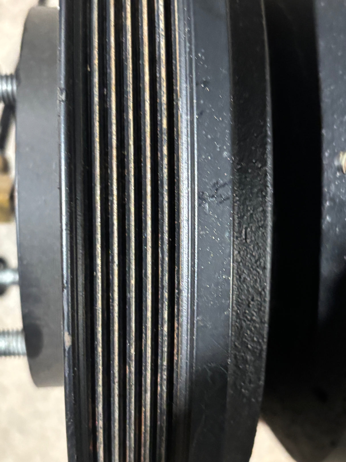 Horton Fan Clutch off Cummins B6.7L Engine 98A7252 3484586