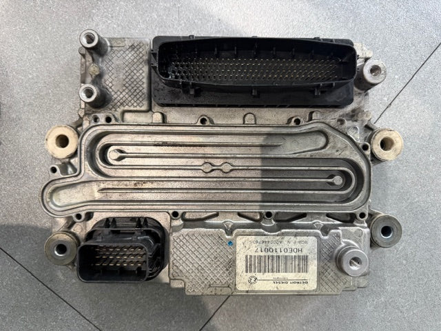 Detroit DD13 Diesel Engine Control Module ECM ECU A0004467635 EPA10