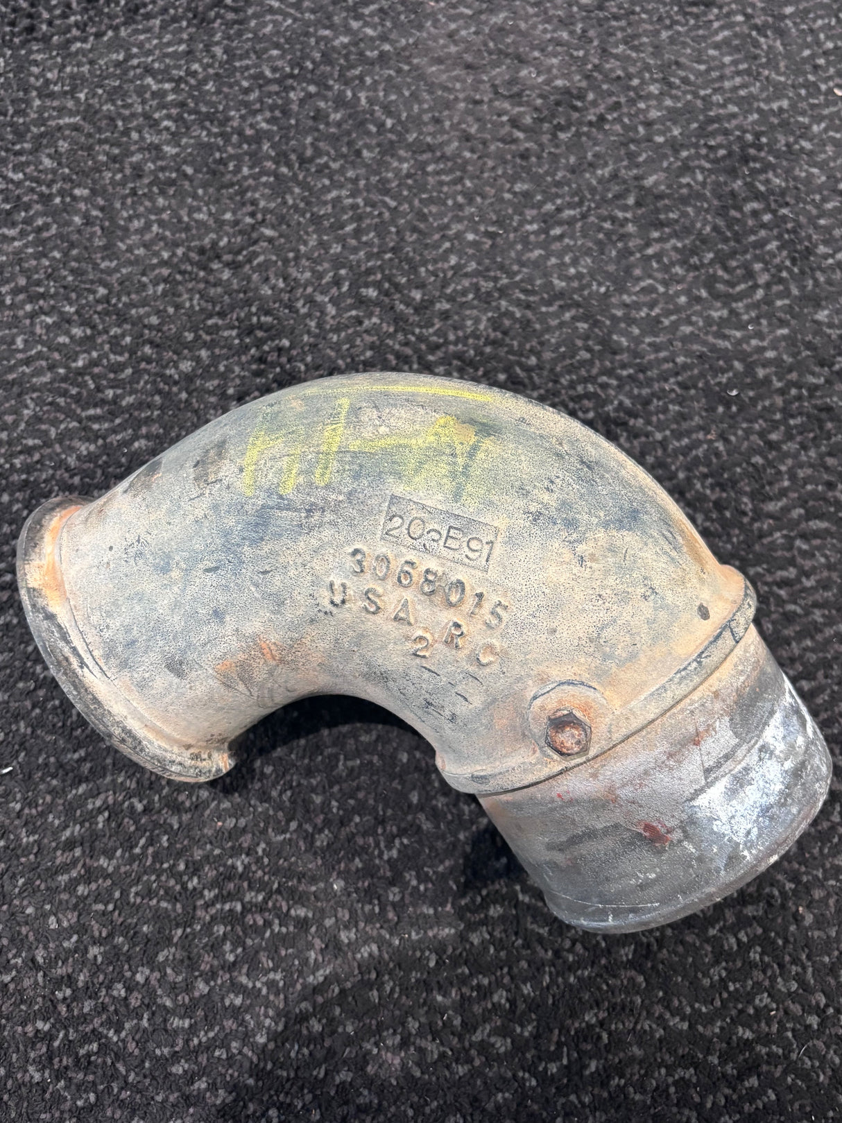 Cummins oem diesel engine air transfer connection 3068015