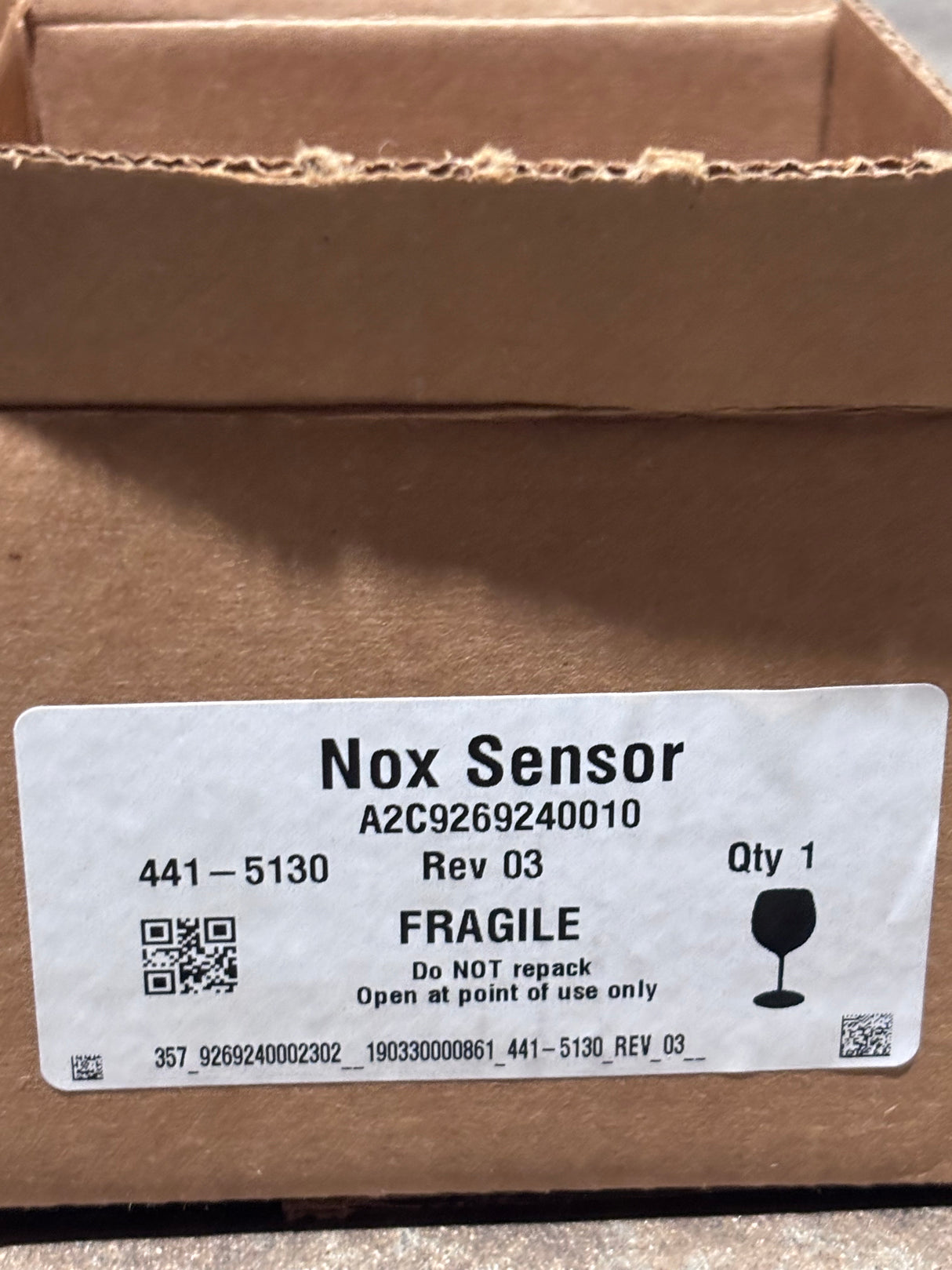 Caterpillar c4.4 nitrogen oxide nox sensor 441-5130 539-0118