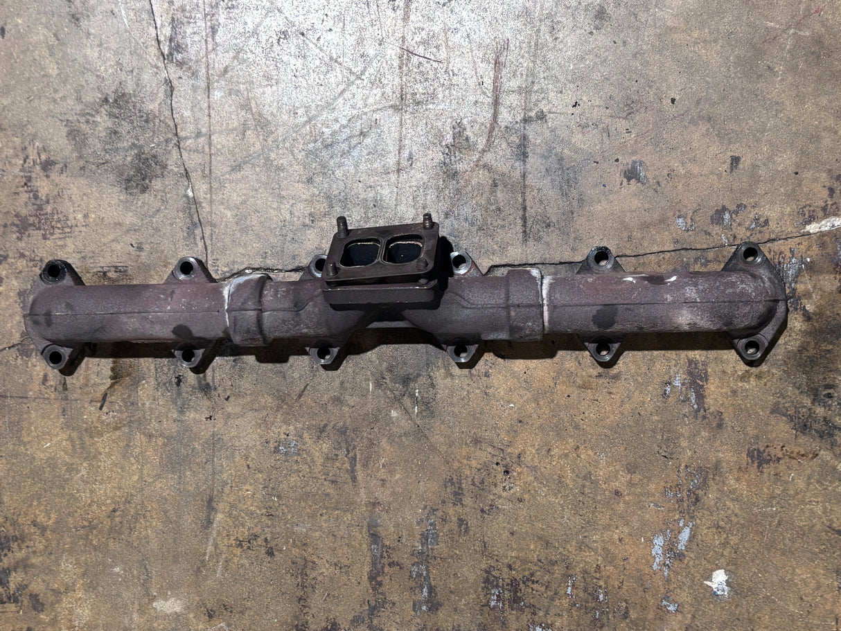 International dt466e engine exhaust manifold 1814149c2 181561c3