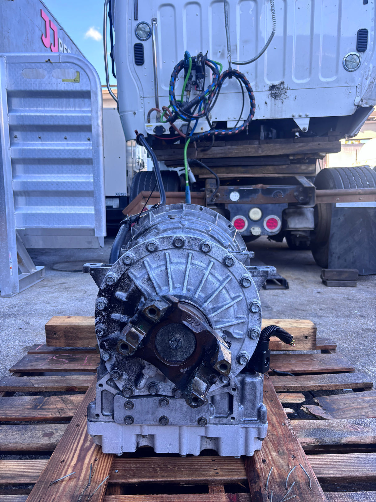 Allison 3000hs automatic transmission 6510908598