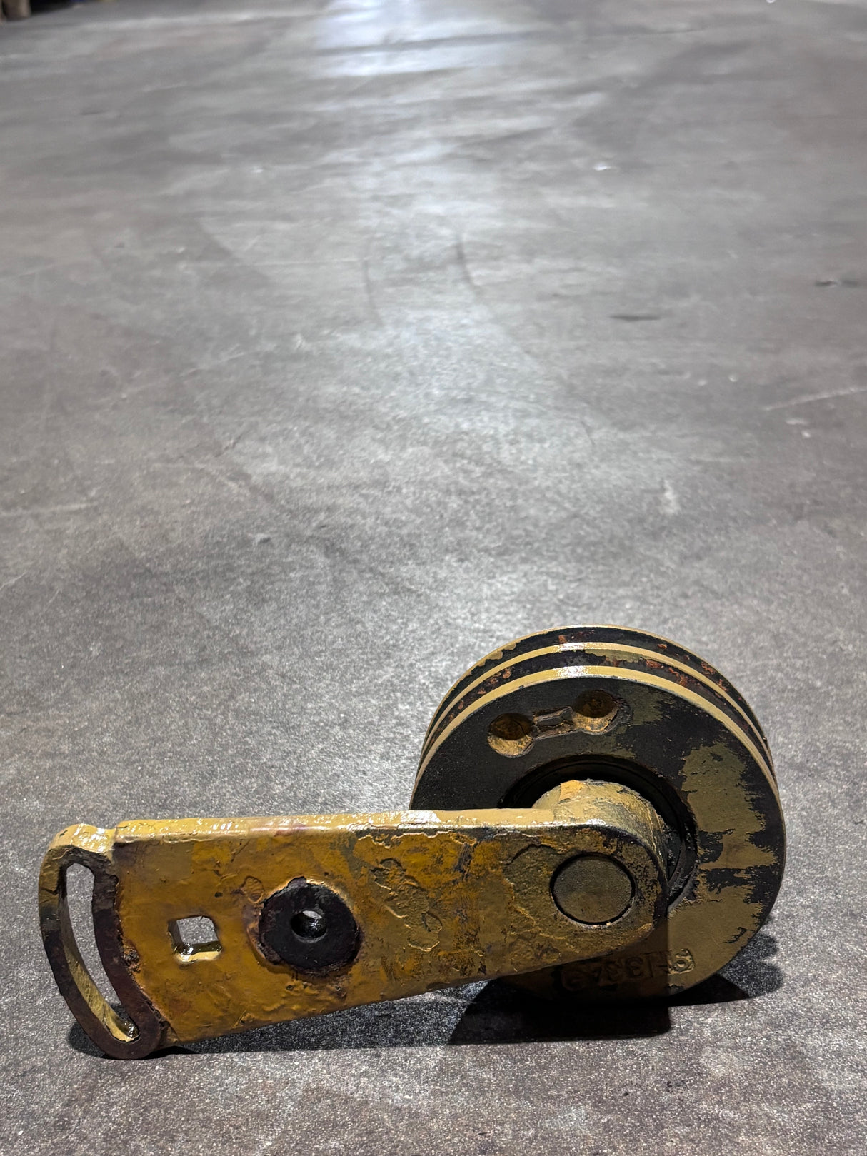 Caterpillar oem pulley 7n-7608 9n-3343