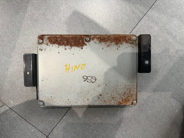 Denso Hino OEM Engine Control Module 89661-E0030 275800-4221