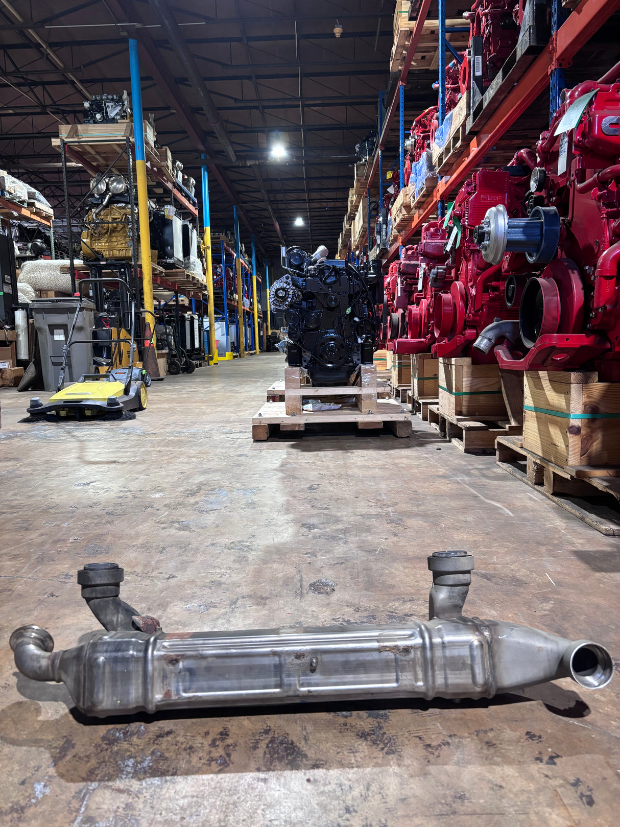 Paccar mx-13 diesel engine egr cooler 1922163