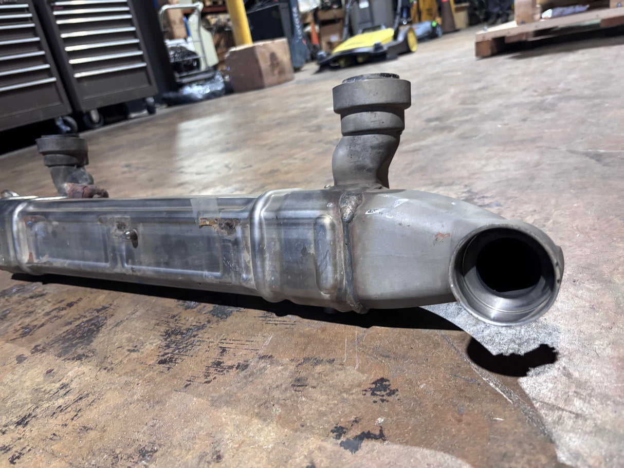 Paccar mx-13 diesel engine egr cooler 1922163