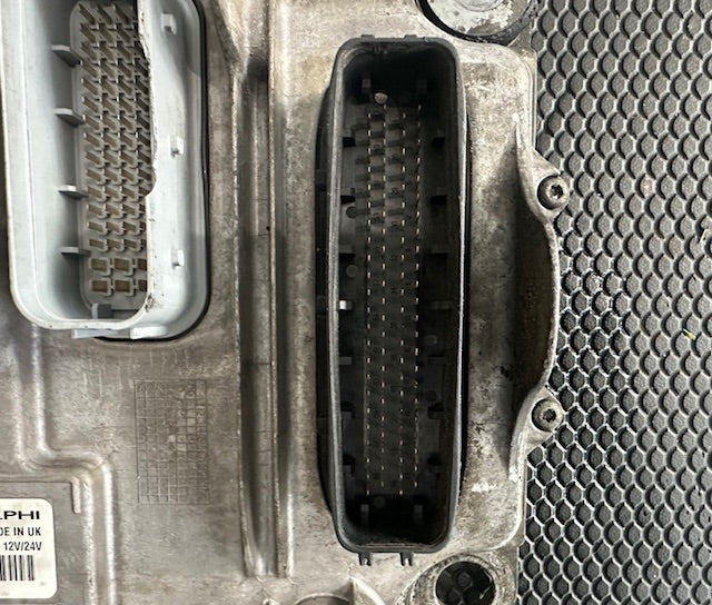 Paccar MX-13 OEM Diesel Engine Control Module ECM ECU 1833060 1889041 2109555 1977245