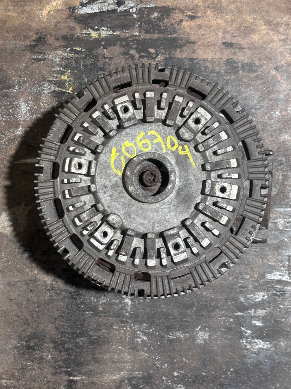 Horton Fan Clutch for Paccar MX-13 Engine 79A9761 98A9761 F17-6015M05 010024224