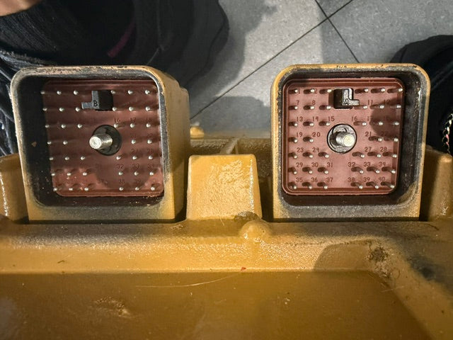Caterpillar 3456 Diesel Engine Control Module ECM ECM 235-1571 10R1824 176-5782