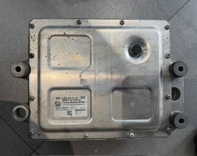 Detroit DD8 OEM Diesel Engine Control Module ECM ECU A0024461535/002