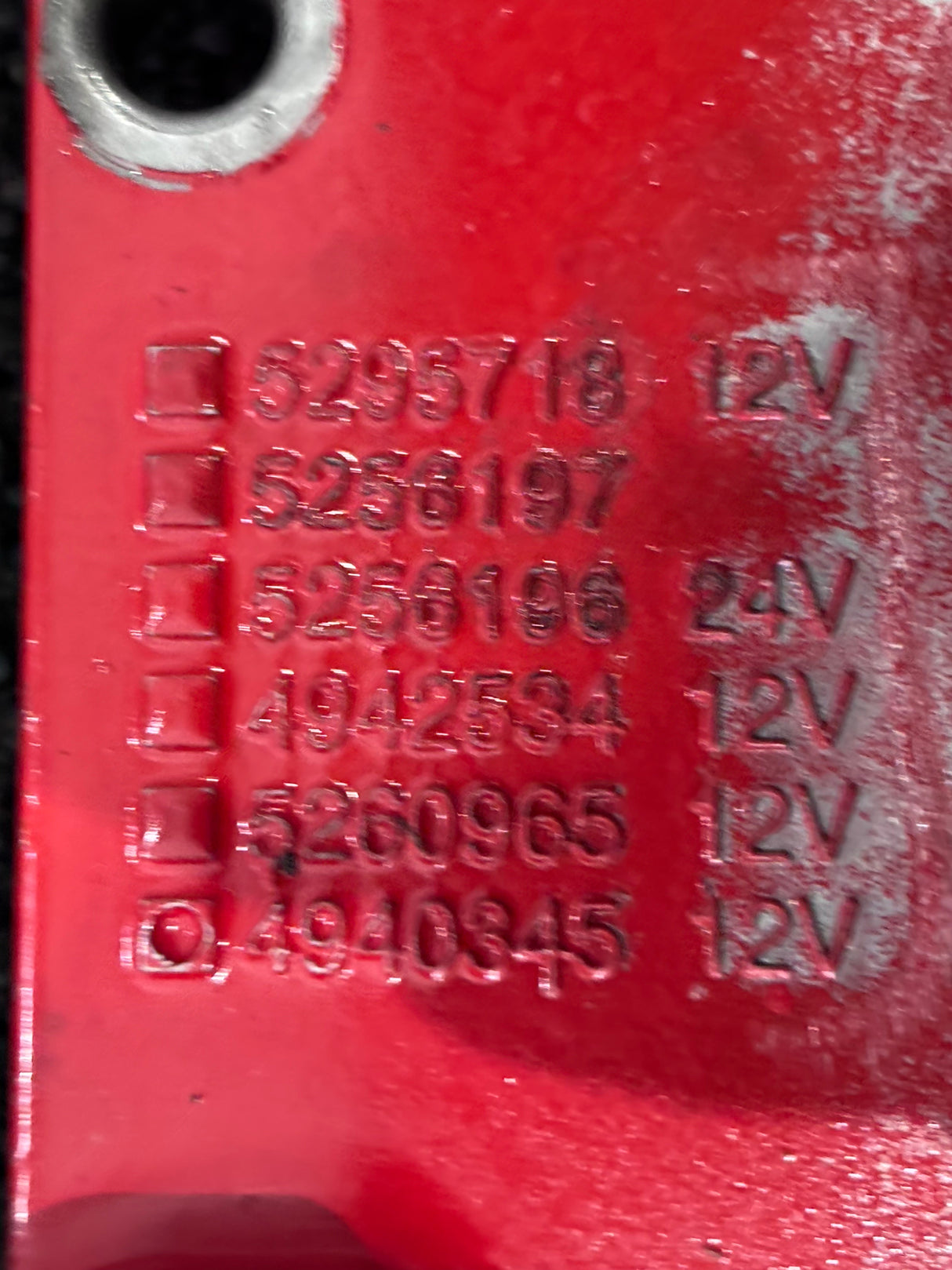 Cummins ISB QSB6.7L Diesel Engine Intake Manifold Cover 4940345 5335502