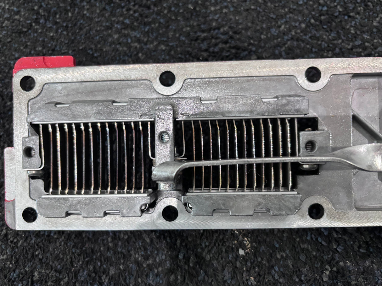 Cummins ISB QSB6.7L Diesel Engine Intake Manifold Cover 4940345 5335502