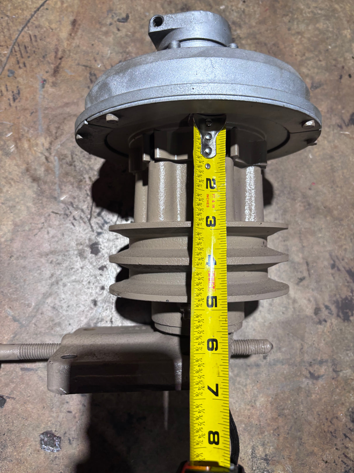 BorgWarner Fan Clutch off Cummins Big Cam Engine 1090-08000-01