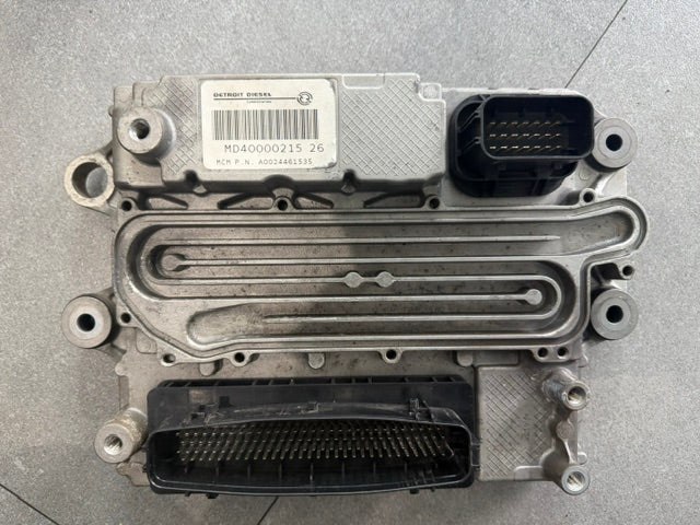 Detroit DD5 OEM Diesel Engine Control Module ECM ECU A0024461535