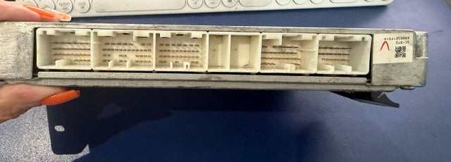 Denso OEM Engine Control Module 89661-E0030 275800-4222 off Hino J08E
