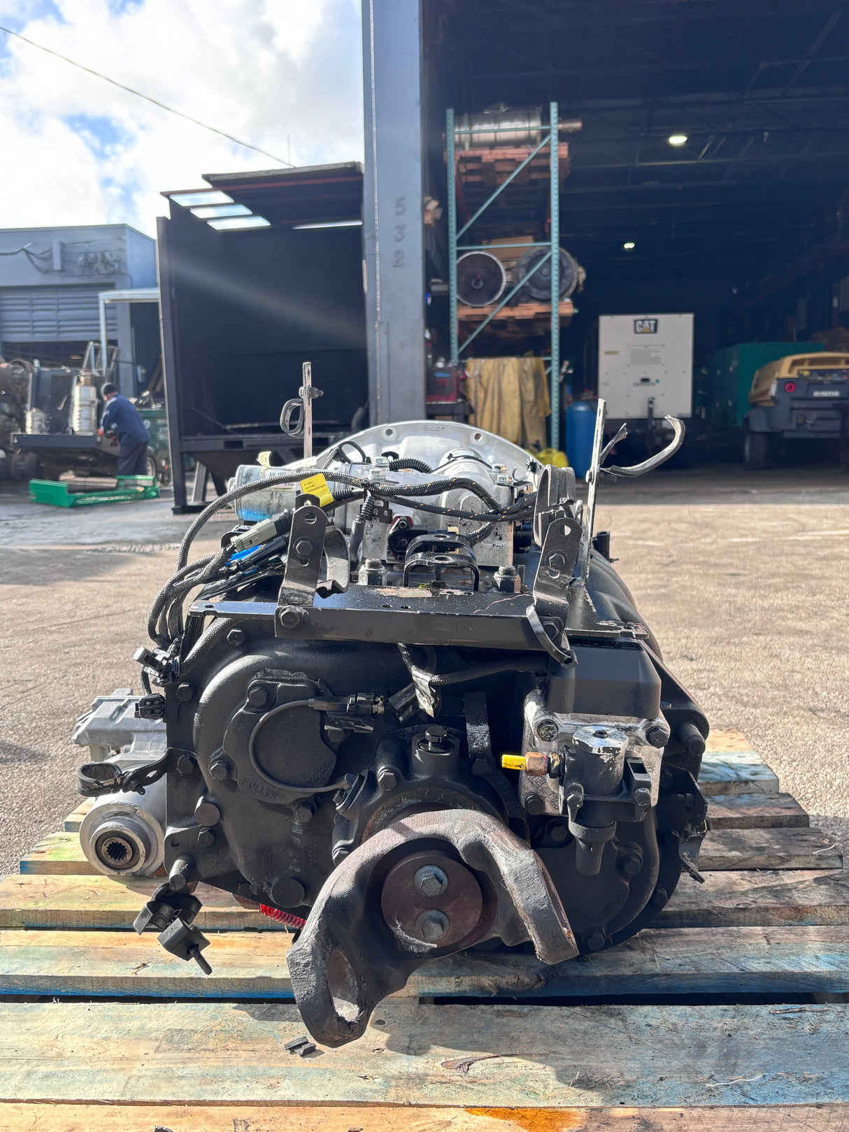 Eaton Fuller FM-14E310B-LAS Automatic off Freightliner Cascadia