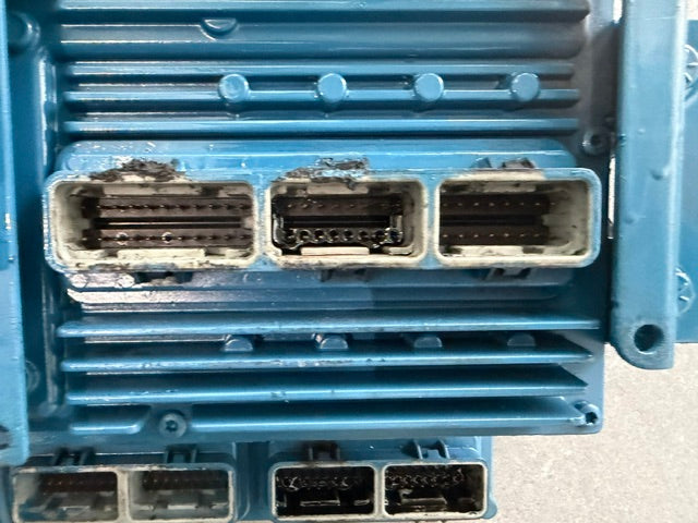 International DT466E Control Module ECM 1839368C3 1845117C4