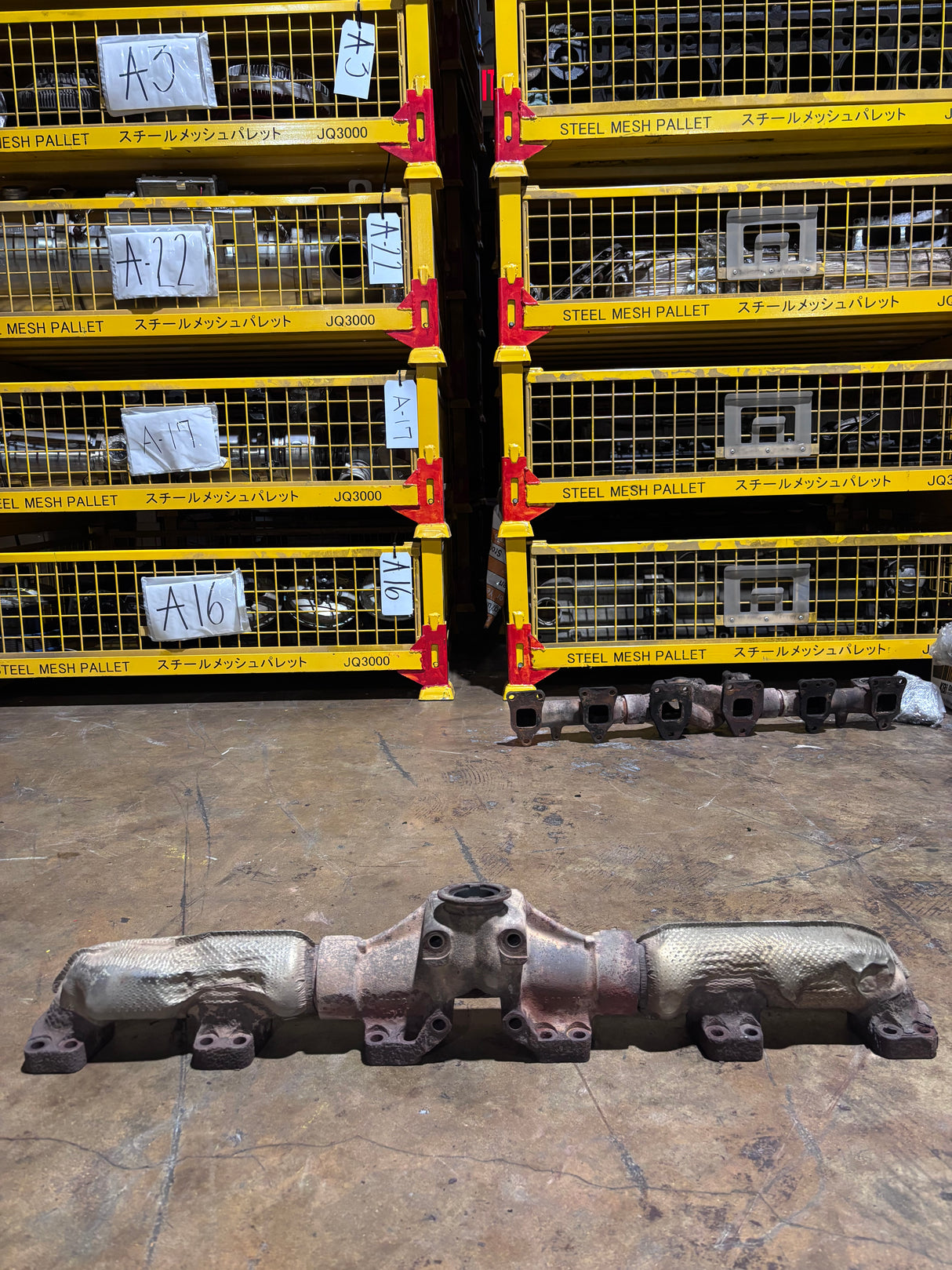Paccar MX-13 Diesel Engine Exhaust Manifold 1919886