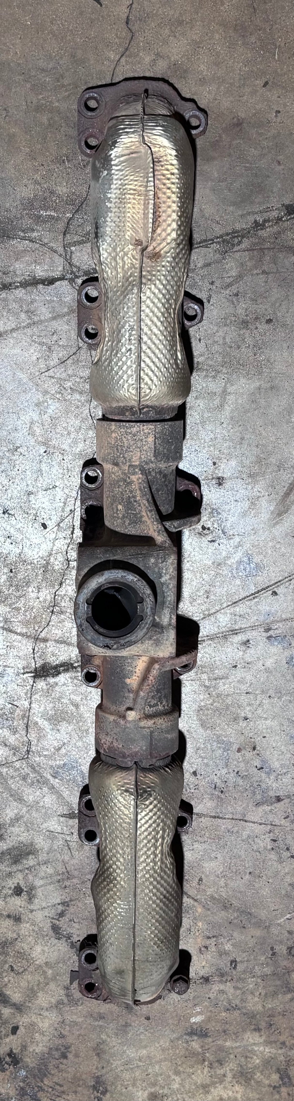 Paccar MX-13 Diesel Engine Exhaust Manifold 1919886