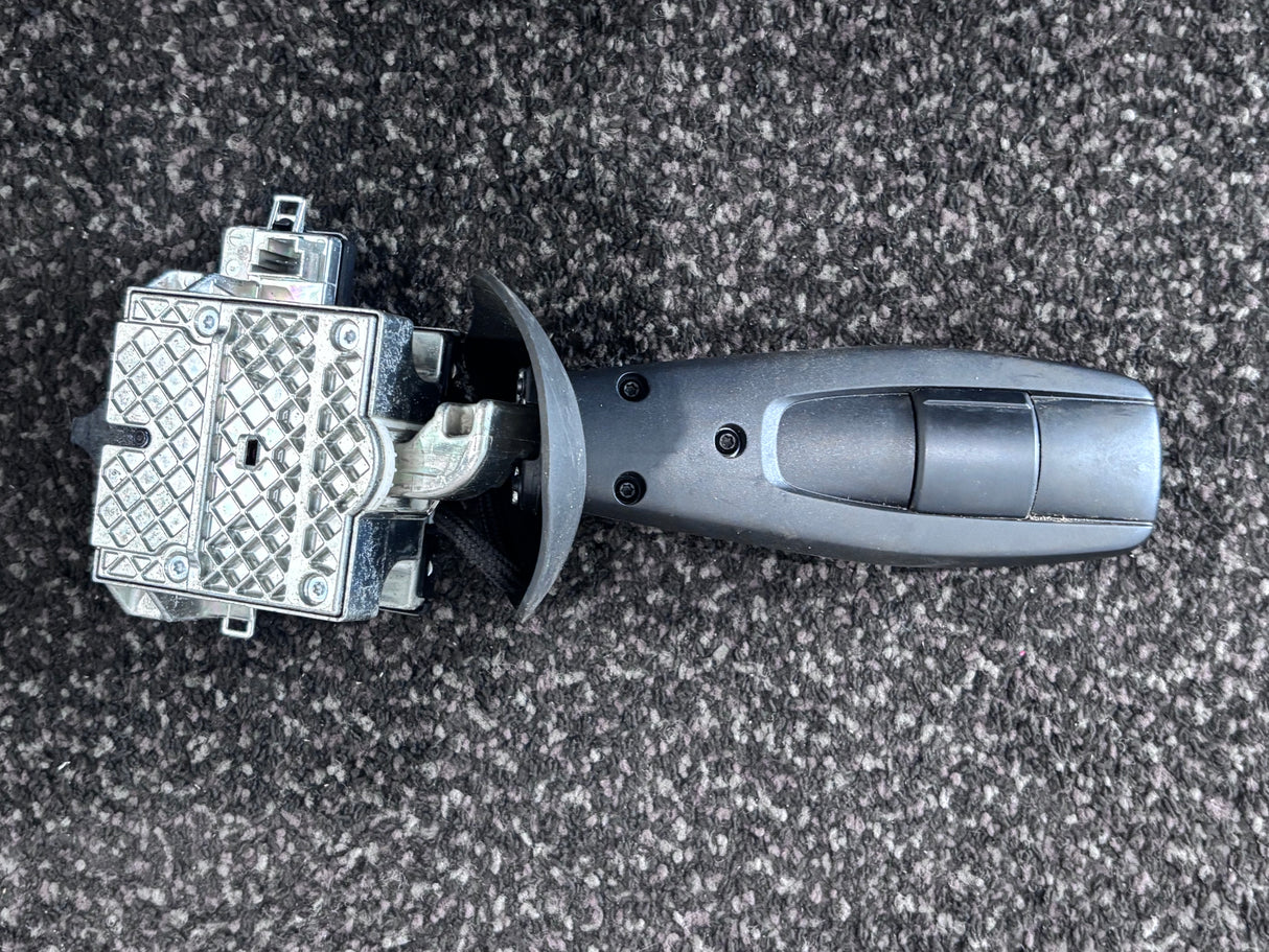 TRW FREIGHTLINER SWITCH-MULTI FUNCTION TURN SIGNAL WIPER COMBO 06-89334-002