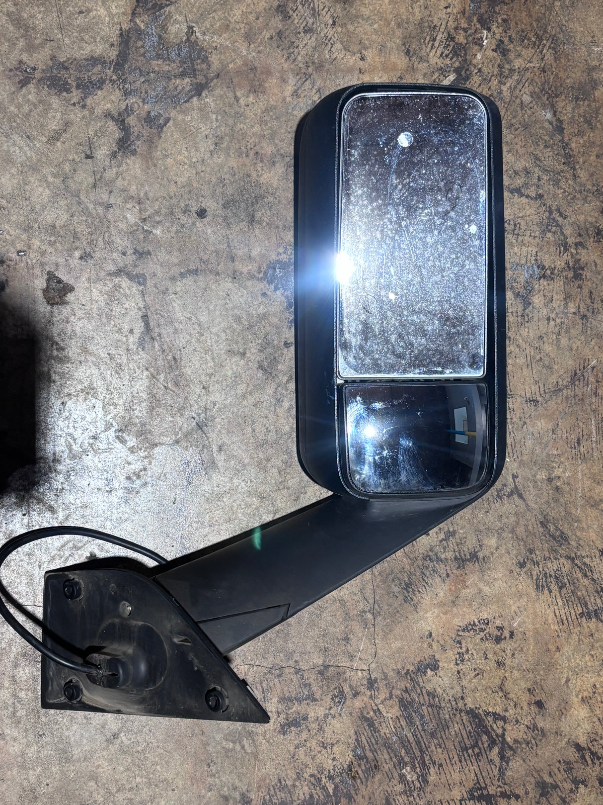 Freightliner OEM Right Side Black Power Door Mirror A22-78606-005