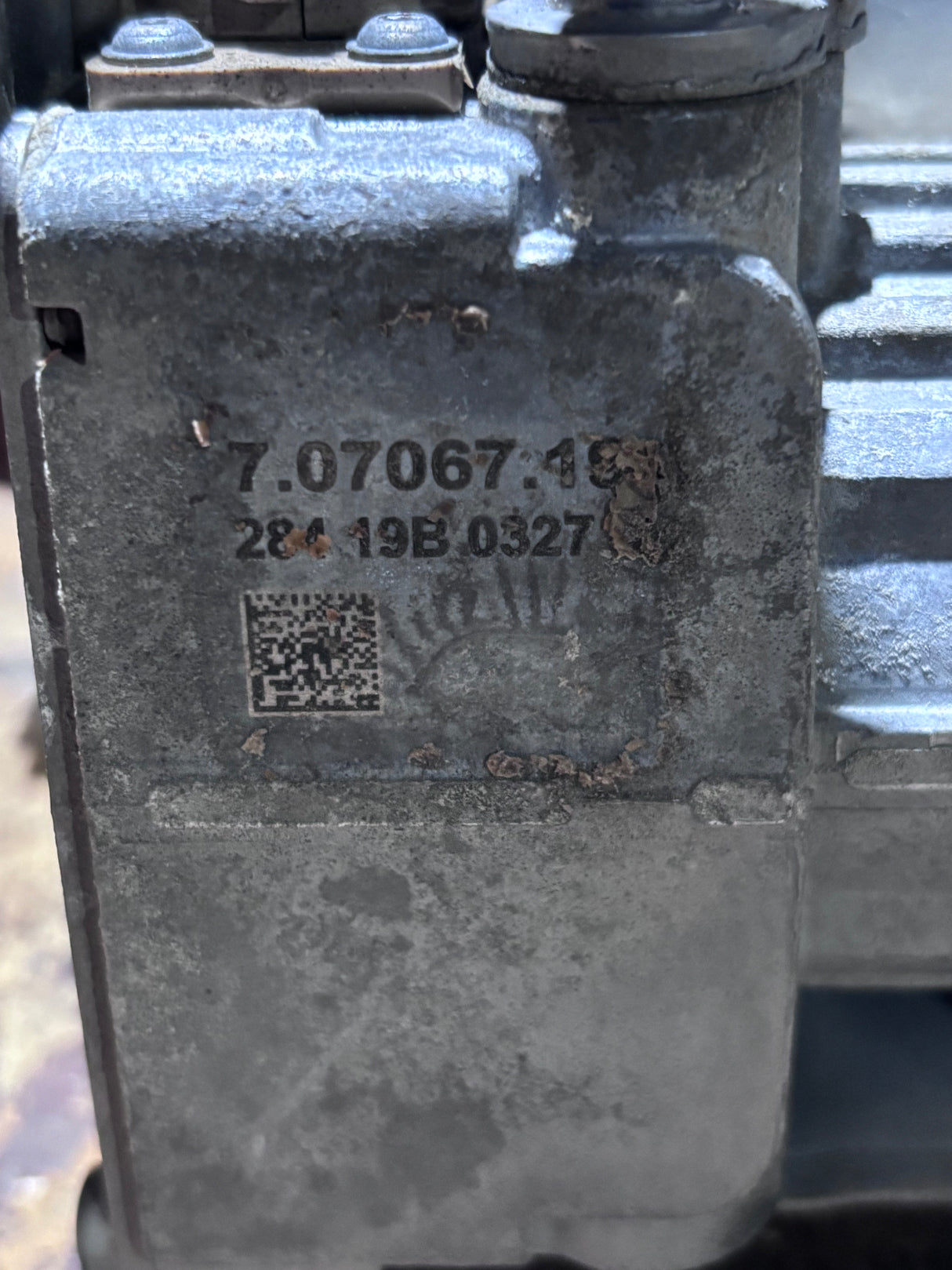 Paccar MX-13 Diesel Engine EGR Valve Back Pressure Valve 1952320
