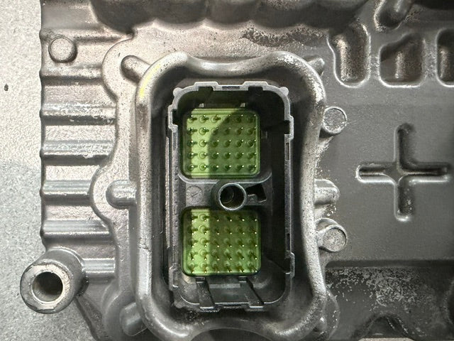 Paccar PX-8 Cummins ISC8.3 Engine Control Module ECM ECU 4993120 4993121 CM2250