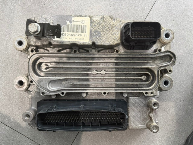 Detroit DD13 EPA17 Diesel Engine Control Module ECM ECU A0014465835