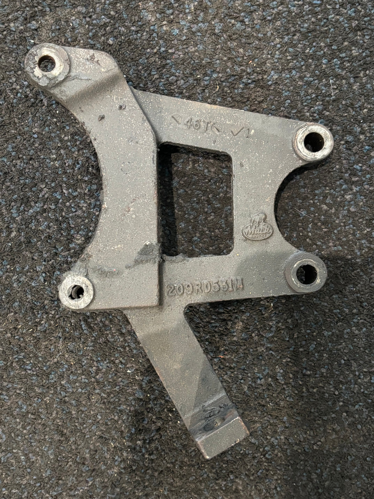 Mack A/C Compressor Bracket 209RD531M