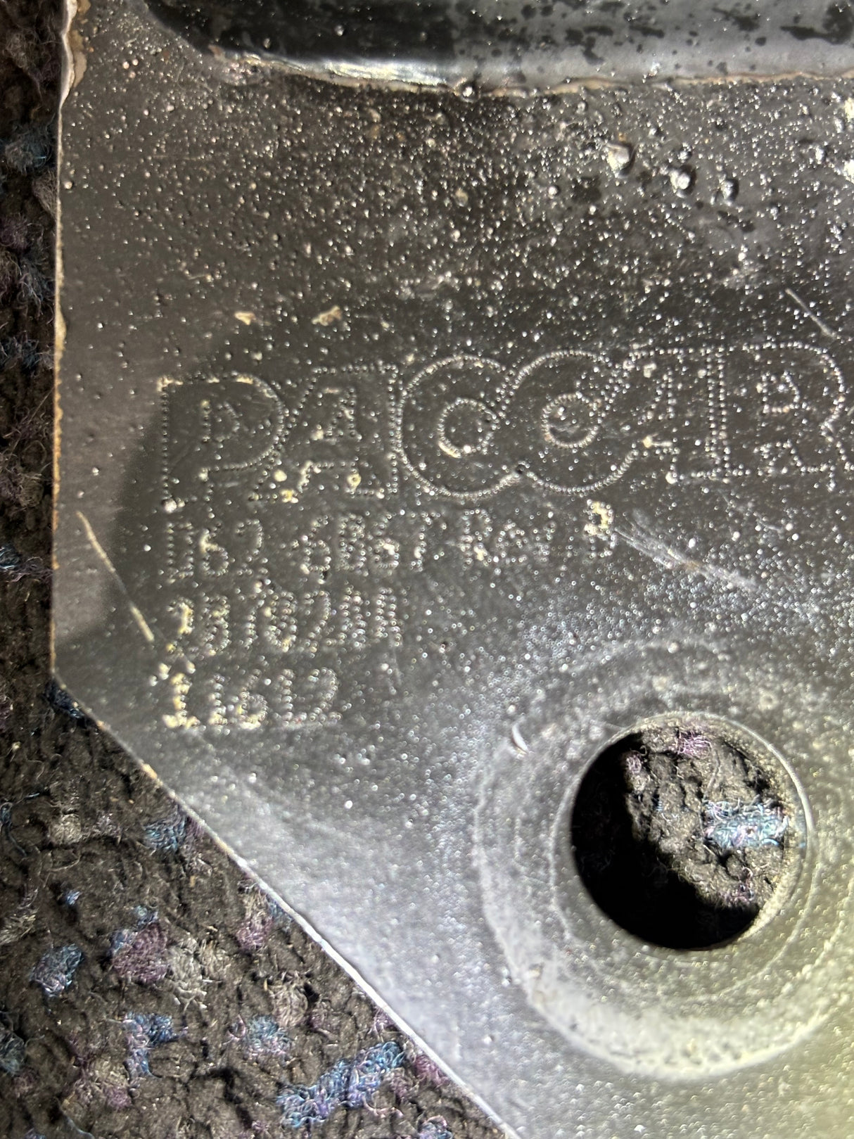 Paccar OEM Diesel Engine Motor Mount D62-6067