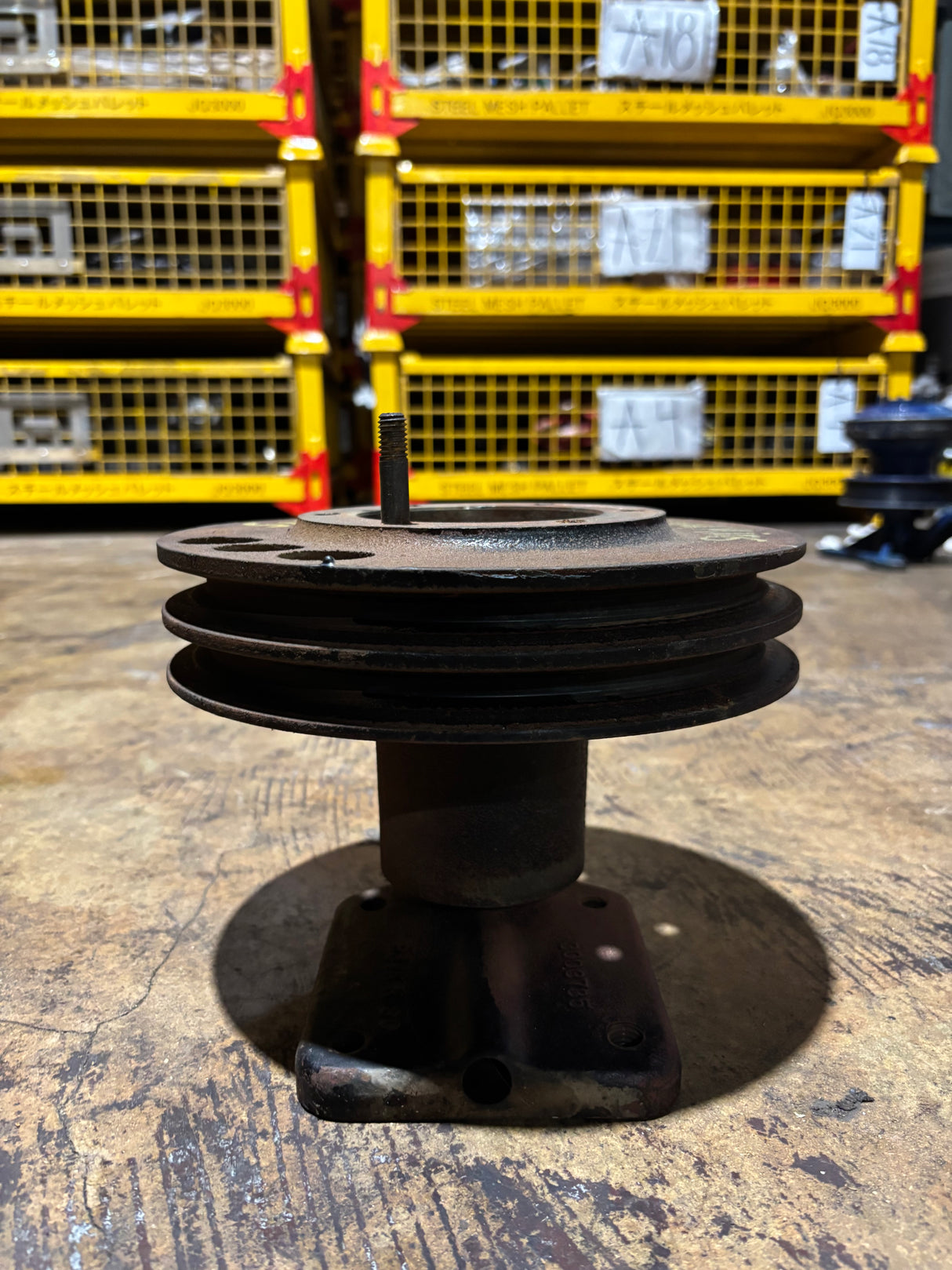 Cummins OEM Fan Hub Shaft with Pulley 3003735 3007660