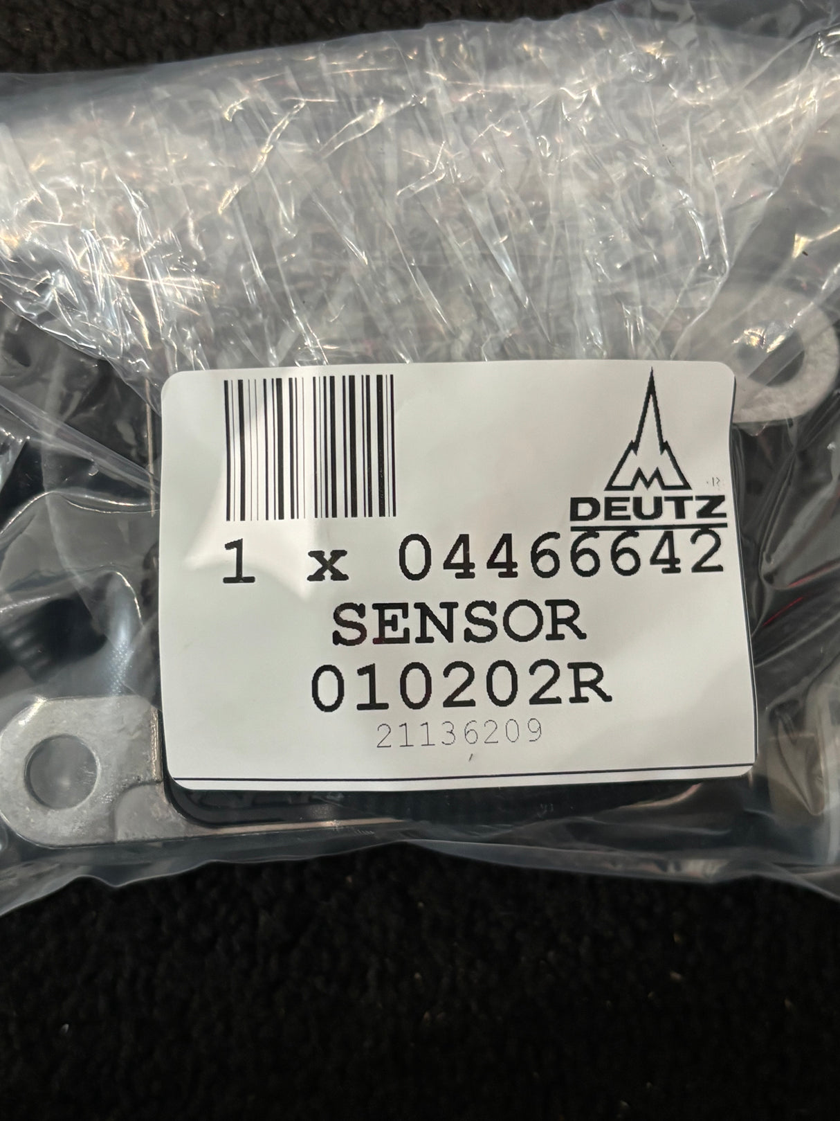 Deutz OEM Nitrogen Oxide Sensor NOX 04466642 A3C0132170000 10R-058086