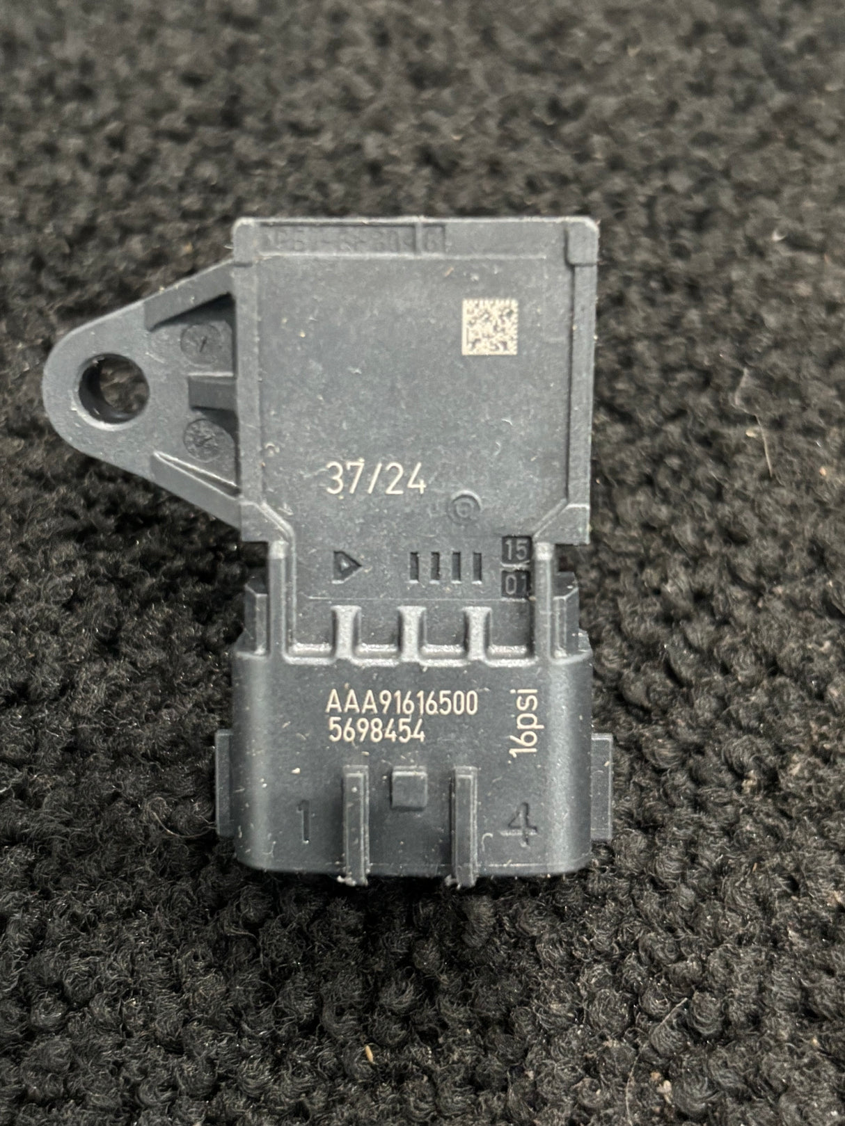 Cummins OEM Pressure Temperature Sensor 5698454 2897332