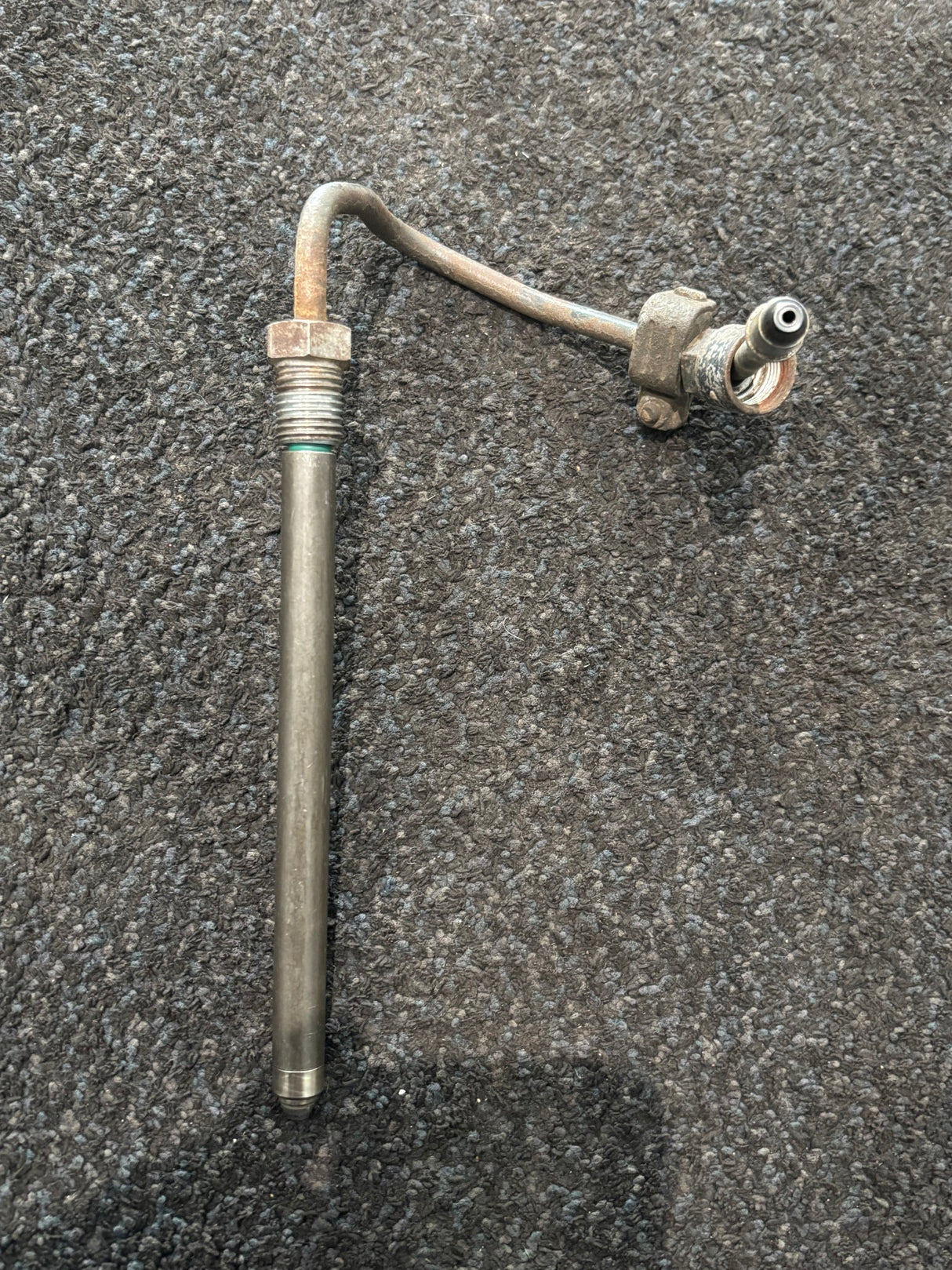 Paccar MX-13 OEM Diesel Engine Fuel Injector Line 1932626
