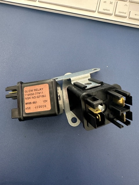 Yanmar 4TNV94 Diesel Engine Glow Relay Plug 119650-77911 12V