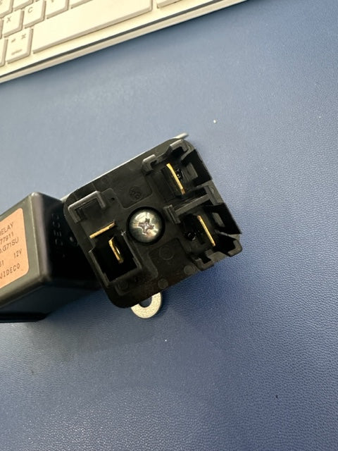Yanmar 4TNV94 Diesel Engine Glow Relay Plug 119650-77911 12V