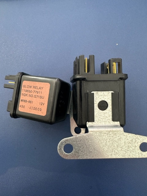 Yanmar 4TNV94 Diesel Engine Glow Relay Plug 119650-77911 12V