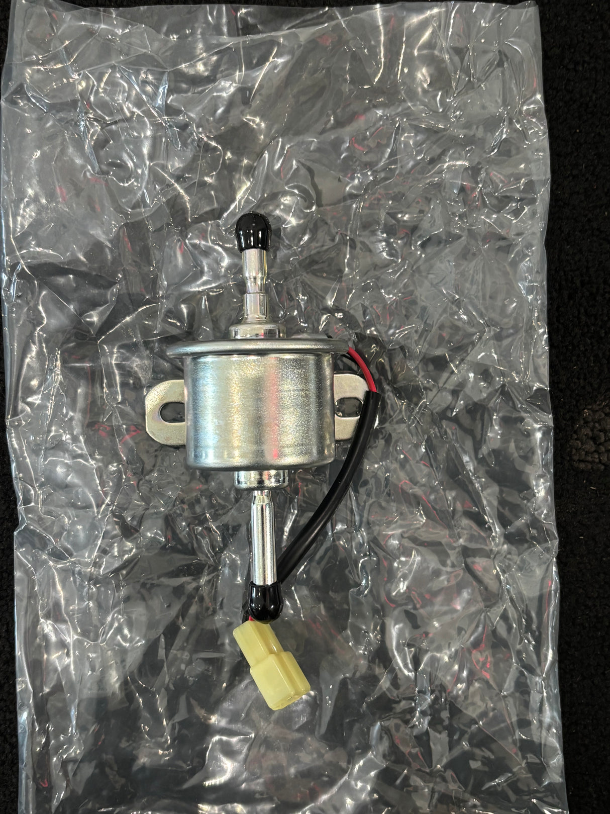 Yanmar OEM Fuel Feed Pump 119225-52102