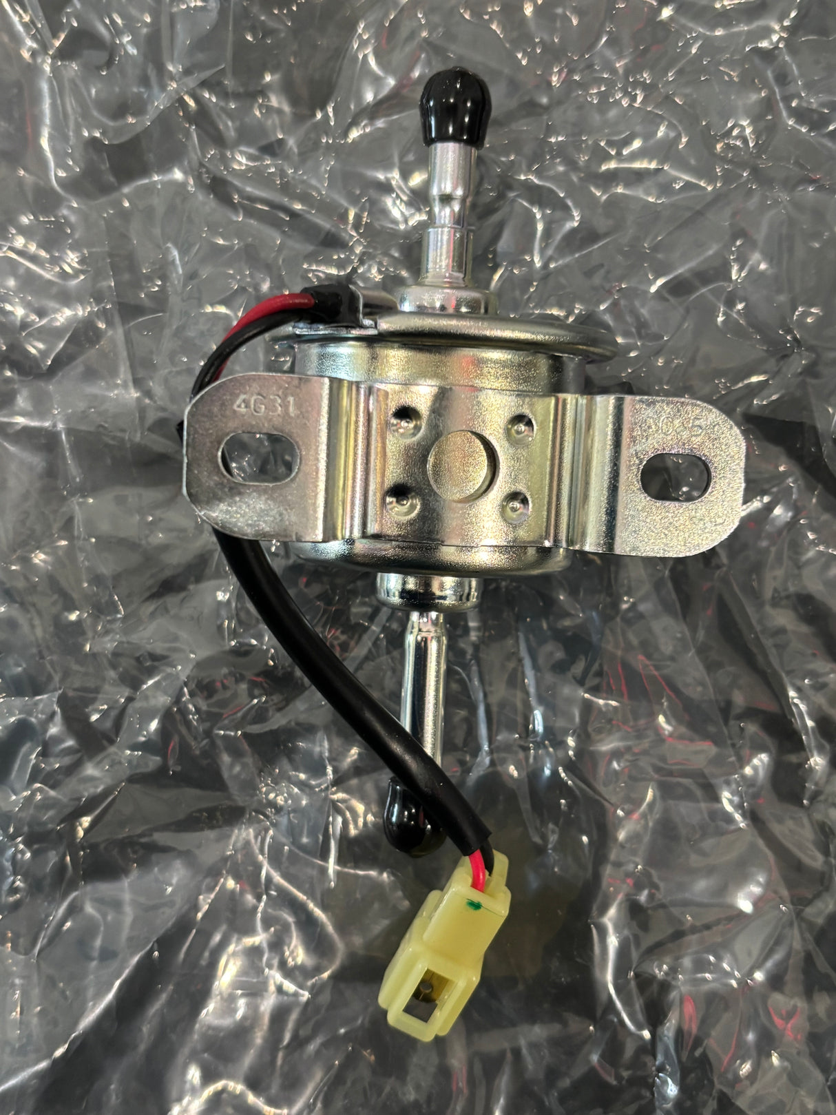 Yanmar OEM Fuel Feed Pump 119225-52102