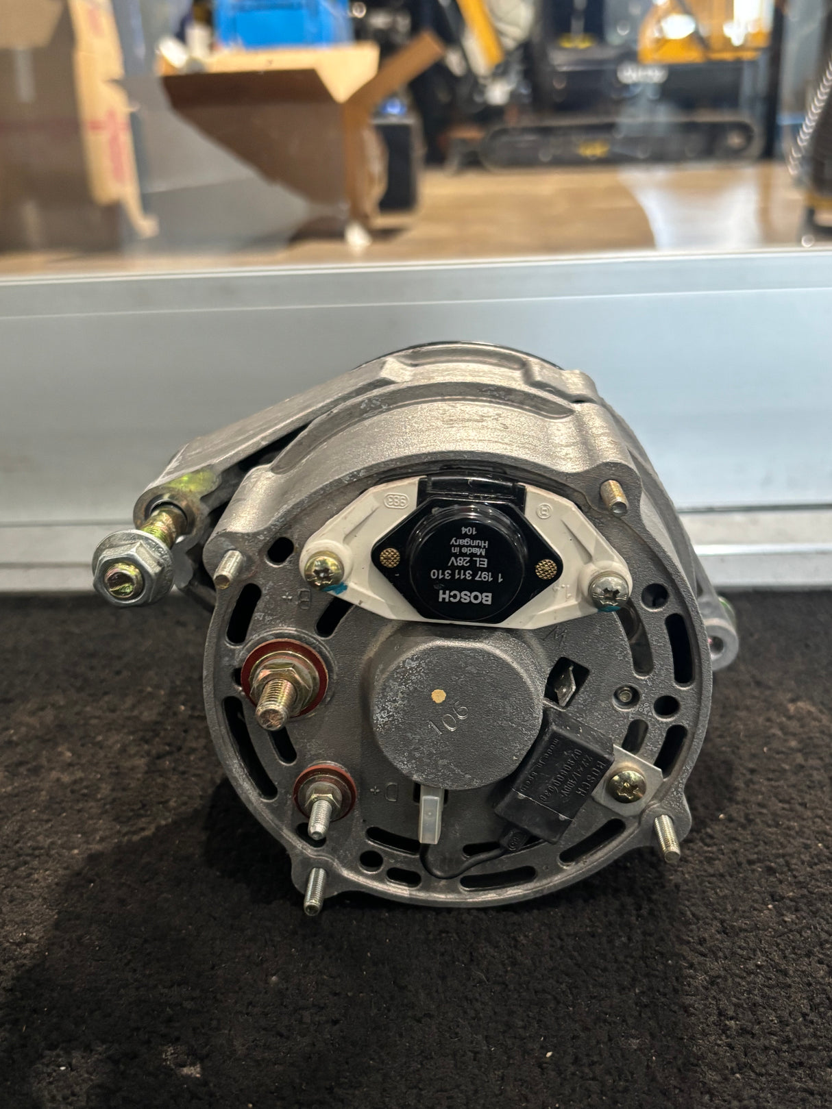 Bosch 28V 45AMP Alternator 0120488206