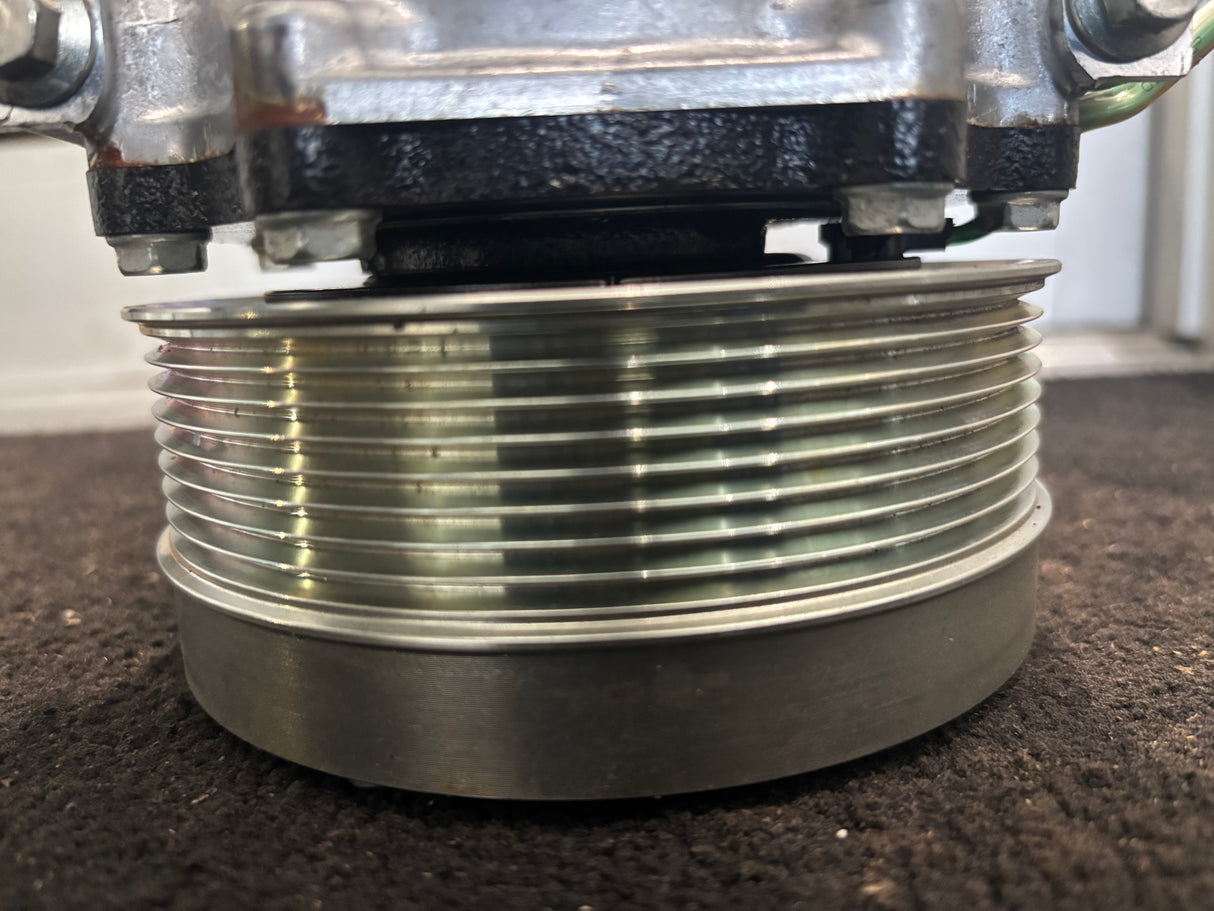 CAT 4132 A/C Compressor 320-1291 24V