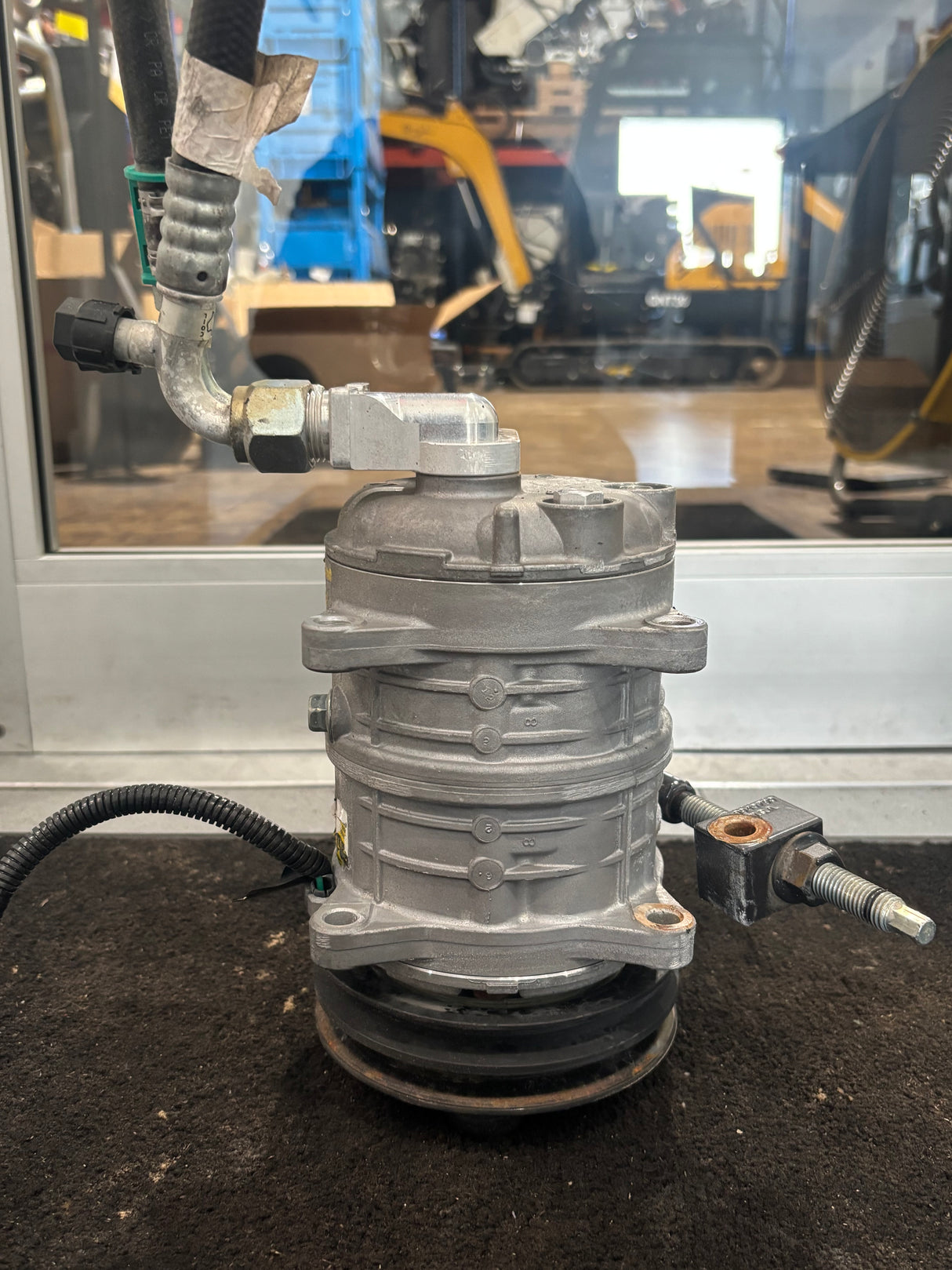 SELTEC 12V A/C Compressor Z0006398B