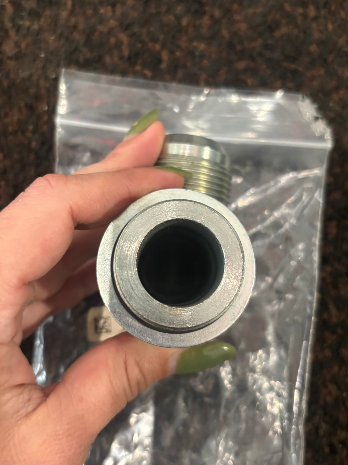 Cummins OEM Male Union Elbow 3049010