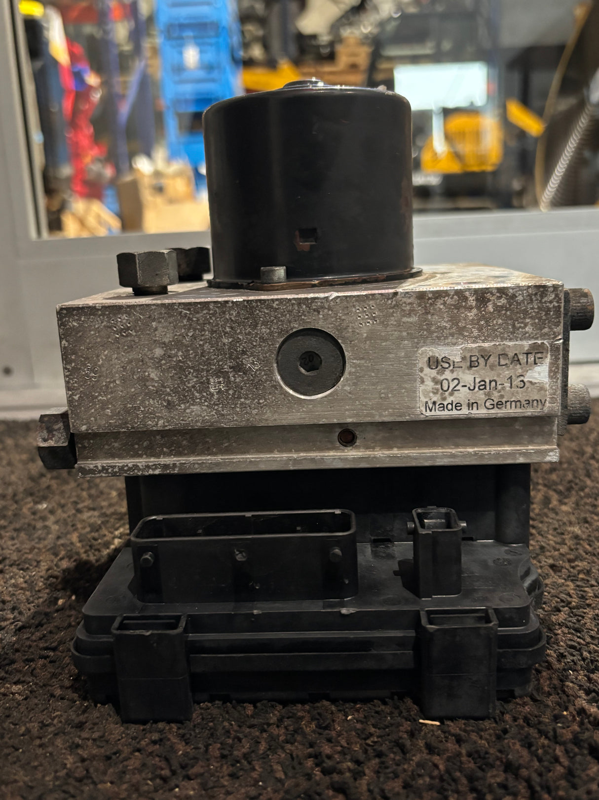 WABCO ABS-E Brake Control Module 4784070710