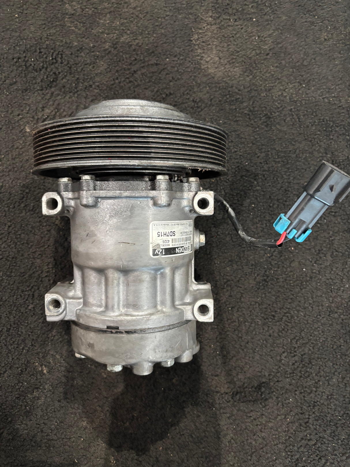 Sanden 4326 A/C Compressor 20721587 206RD53M 12V
