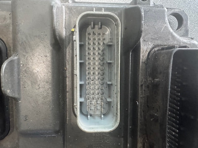 2011 Paccar MX-13 OEM Diesel Engine Control Module ECM ECU 1833060 2109555 1889041 1977245